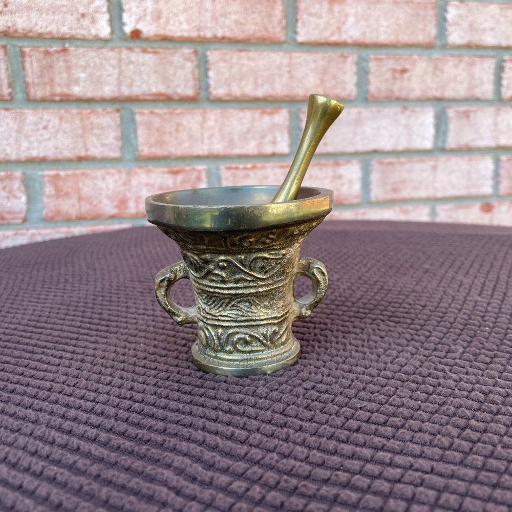 Vintage Brass Kitchen Décor Spice Grinder